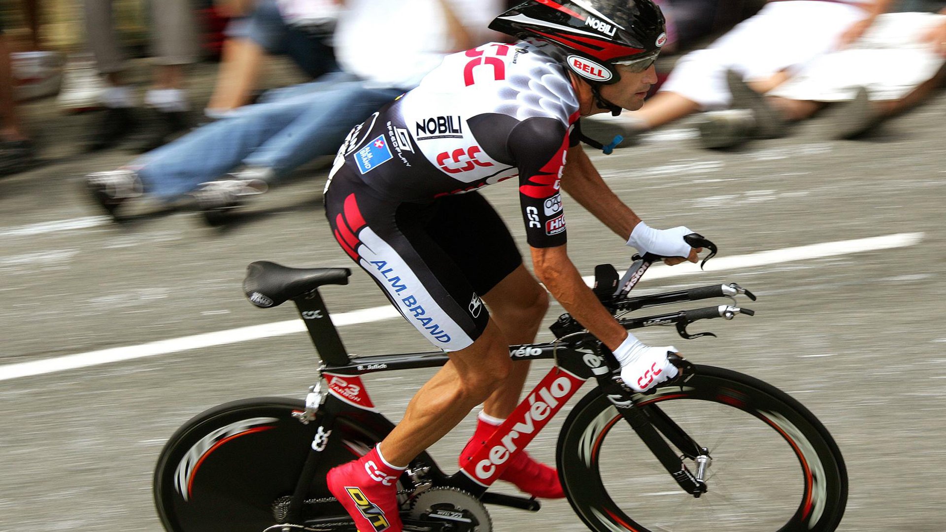 AIYOUXI.COM-“费尔南多·比亚尔巴的传球艺术，成就阿根廷美洲狮队未来核心”